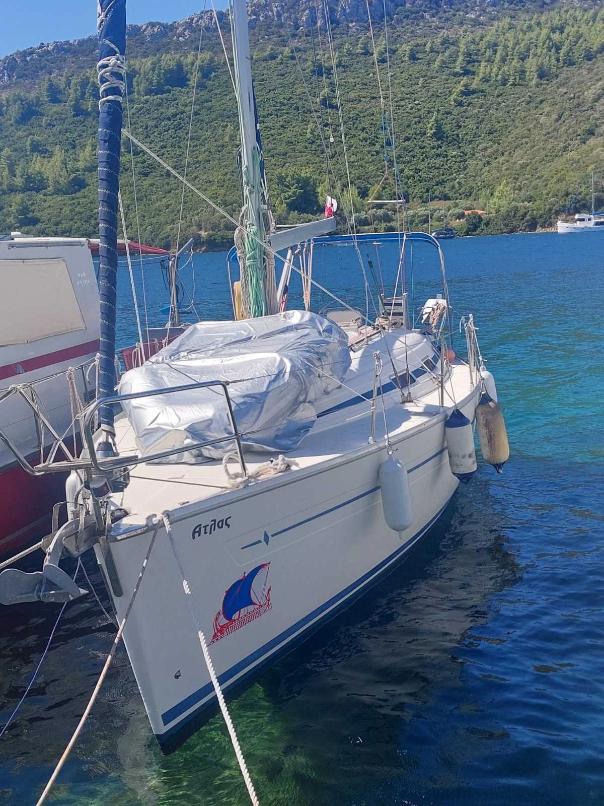 Ветроходна лодка Bavaria 32