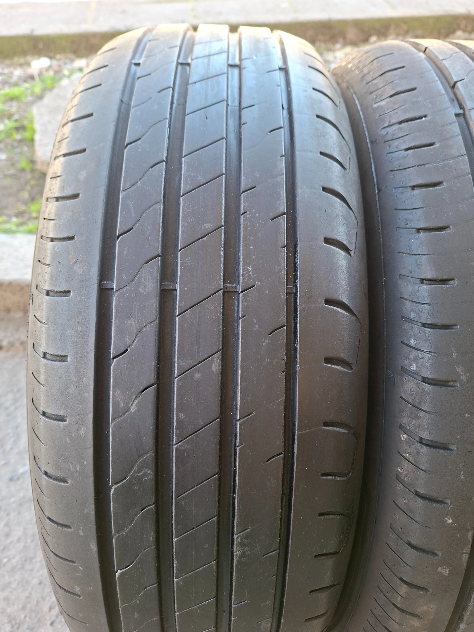 Гуми Летни 225/60R18, снимка 5 - Гуми и джанти - 53782315
