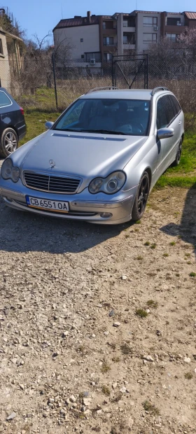 Mercedes-Benz C 220, снимка 2