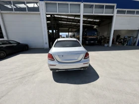 Mercedes-Benz E 220 4 матик, снимка 5