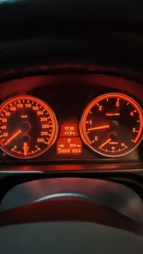 BMW 330, снимка 11