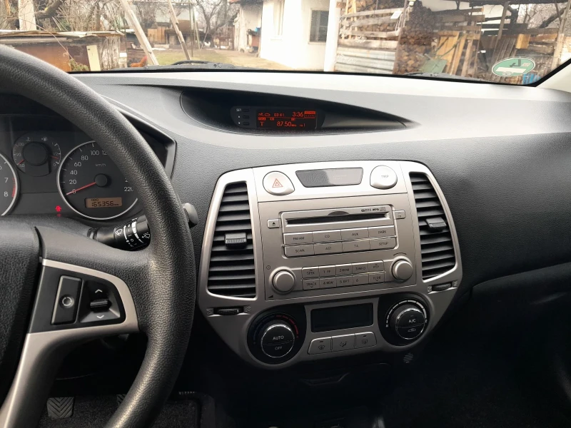 Hyundai I20, снимка 7 - Автомобили и джипове - 48590048