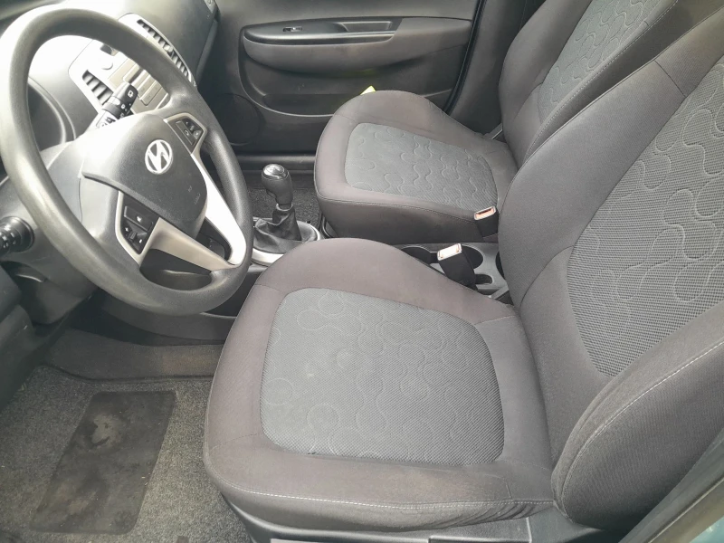 Hyundai I20, снимка 9 - Автомобили и джипове - 48590048