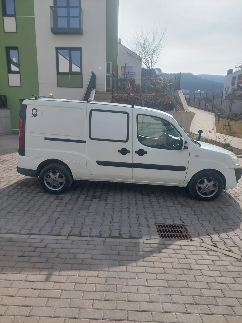 Fiat Doblo, снимка 17 - Автомобили и джипове - 49132578