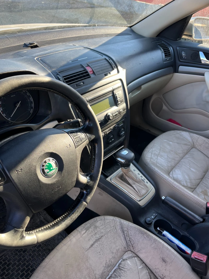 Skoda Octavia 1, 9 dsg, снимка 7 - Автомобили и джипове - 52774060