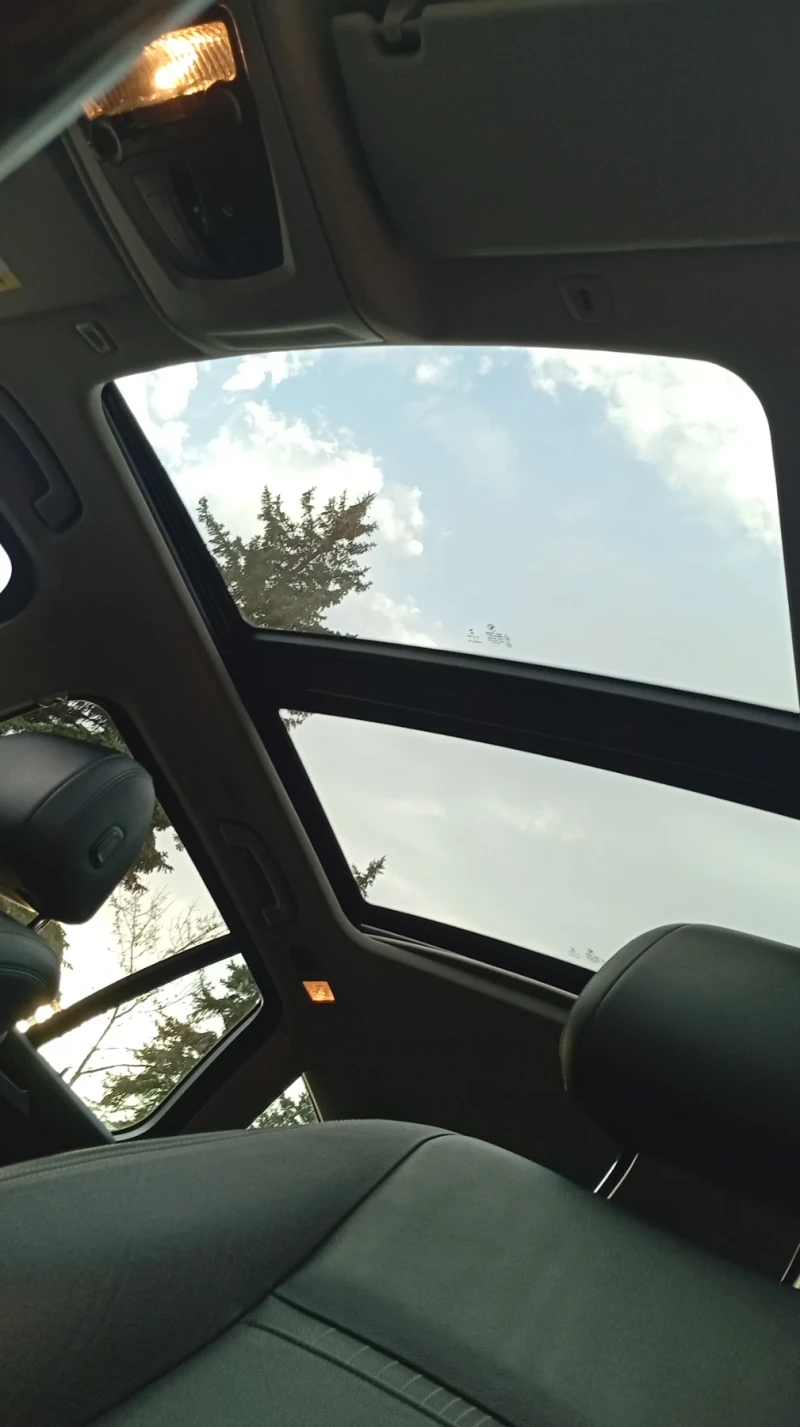 BMW 520 520Xd Luxury.Panorama Facefilt.Headup, снимка 9 - Автомобили и джипове - 52863595