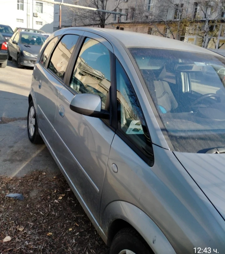 Opel Meriva, снимка 4 - Автомобили и джипове - 47340545