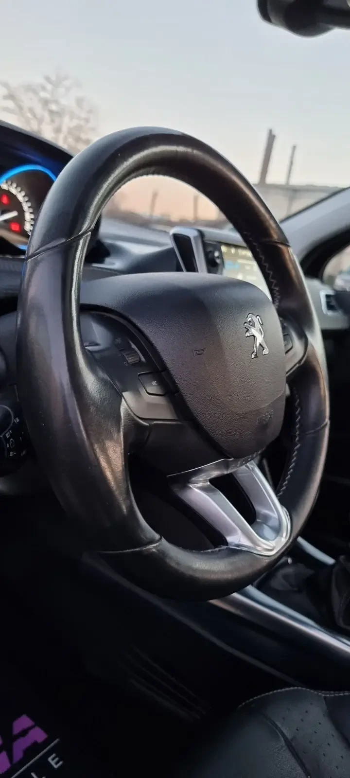 Peugeot 2008 1.6hdi allurre, снимка 17 - Автомобили и джипове - 49414195