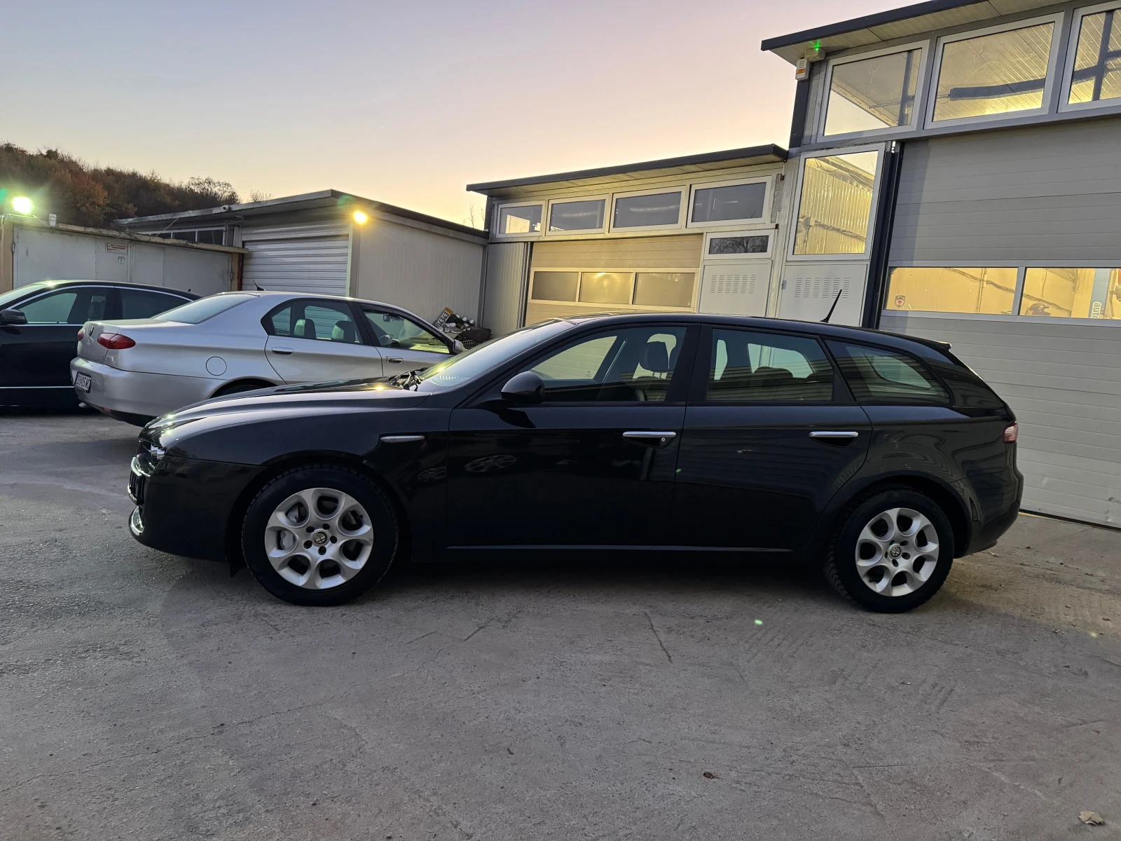 Alfa Romeo 159 sportwagon 1, 9 JTD 120 к.с. - изображение 5