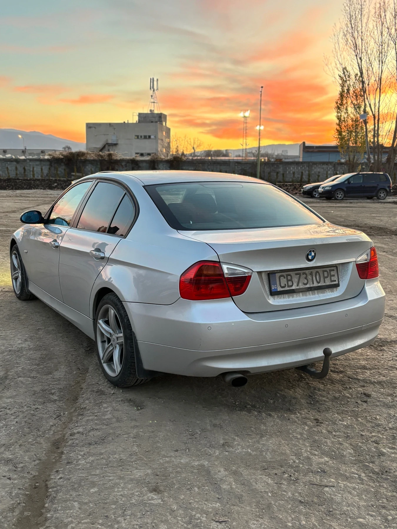 BMW 320 320i - изображение 3