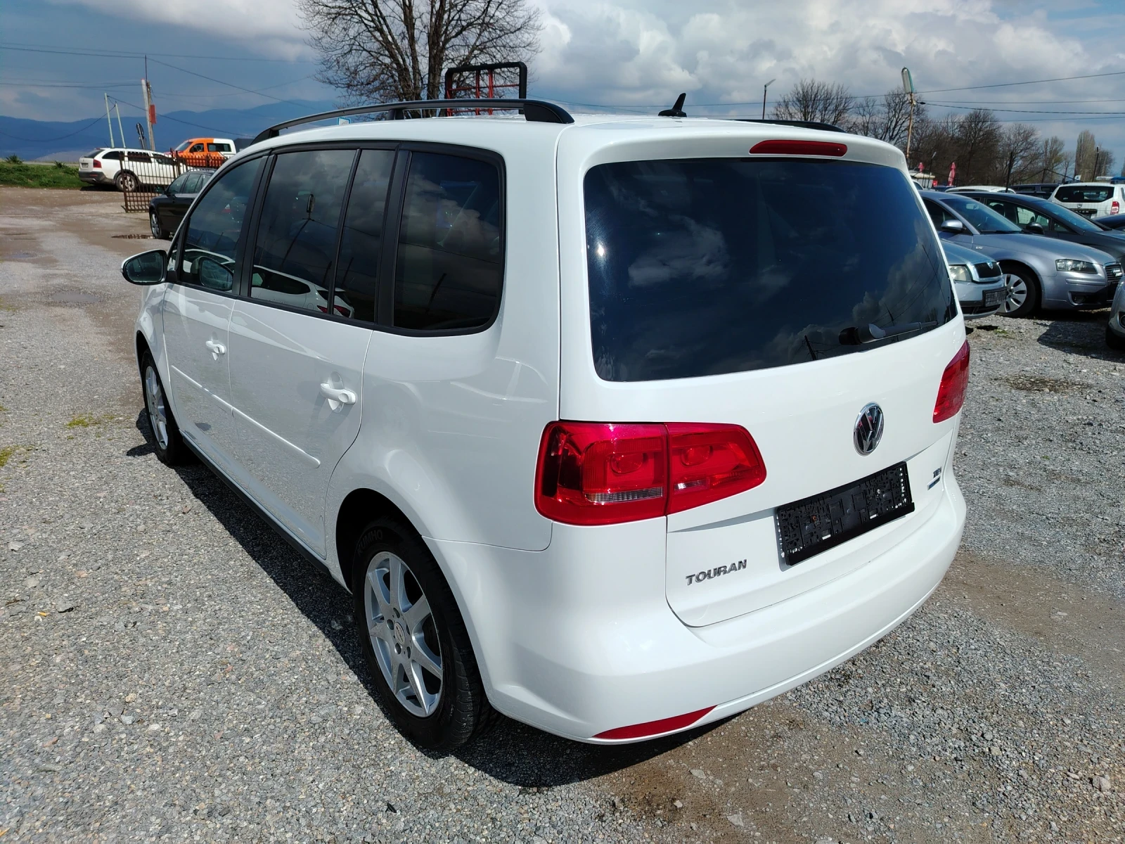 VW Touran 1.6 TDI KSENON, LED  - изображение 7