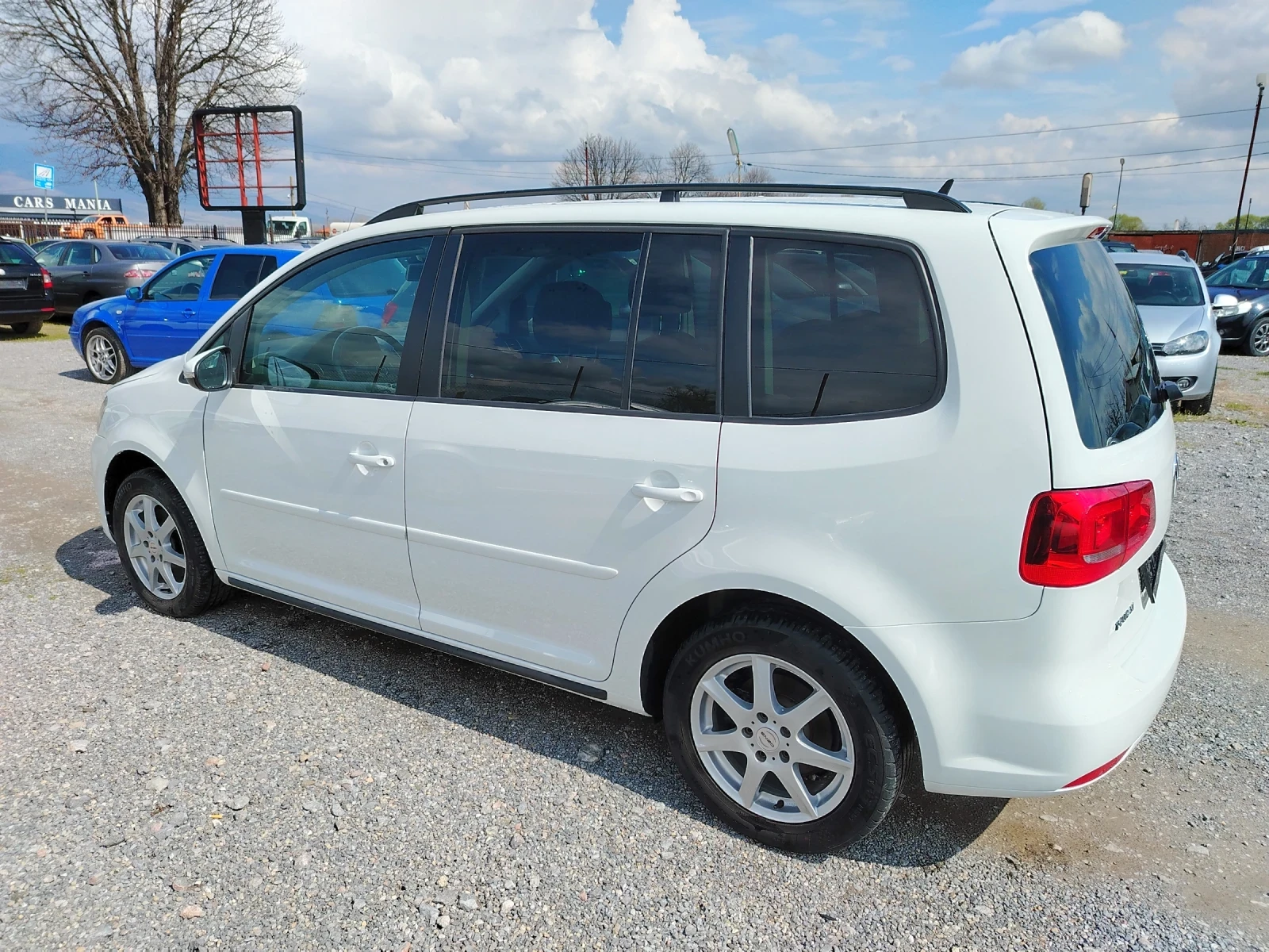 VW Touran 1.6 TDI KSENON, LED  - изображение 9