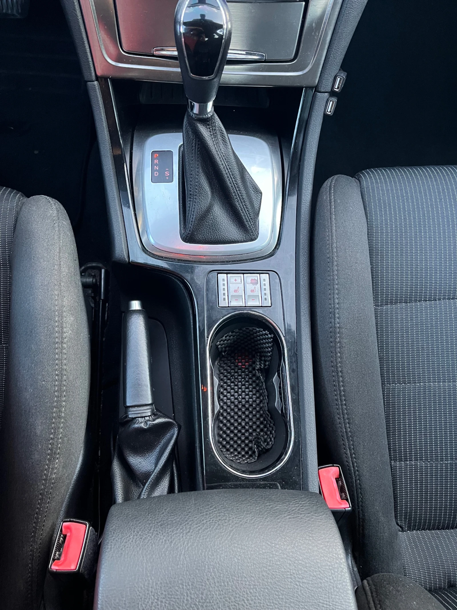 Ford Mondeo 2.3 бензин - изображение 9