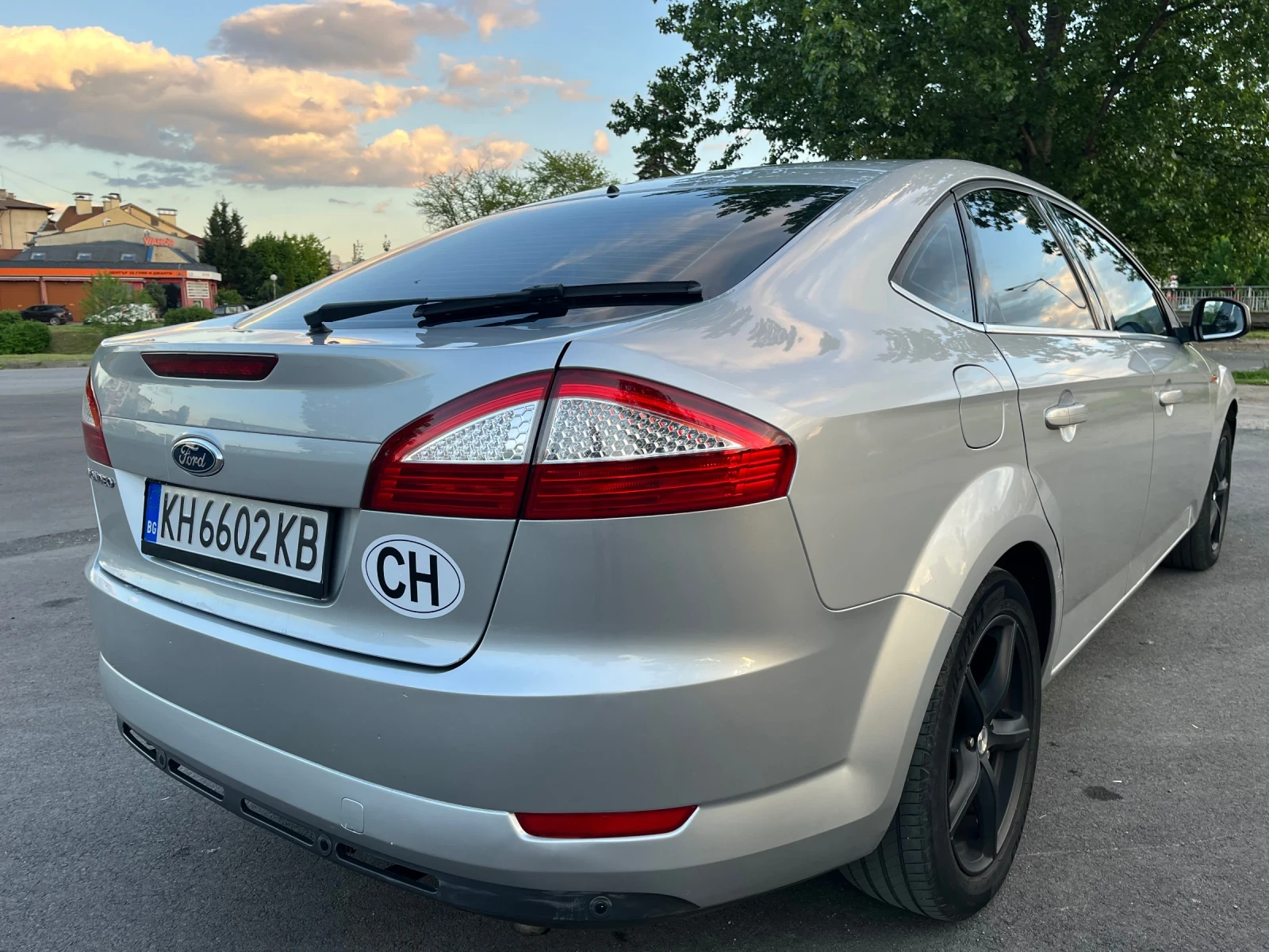 Ford Mondeo 2.3 бензин - изображение 3