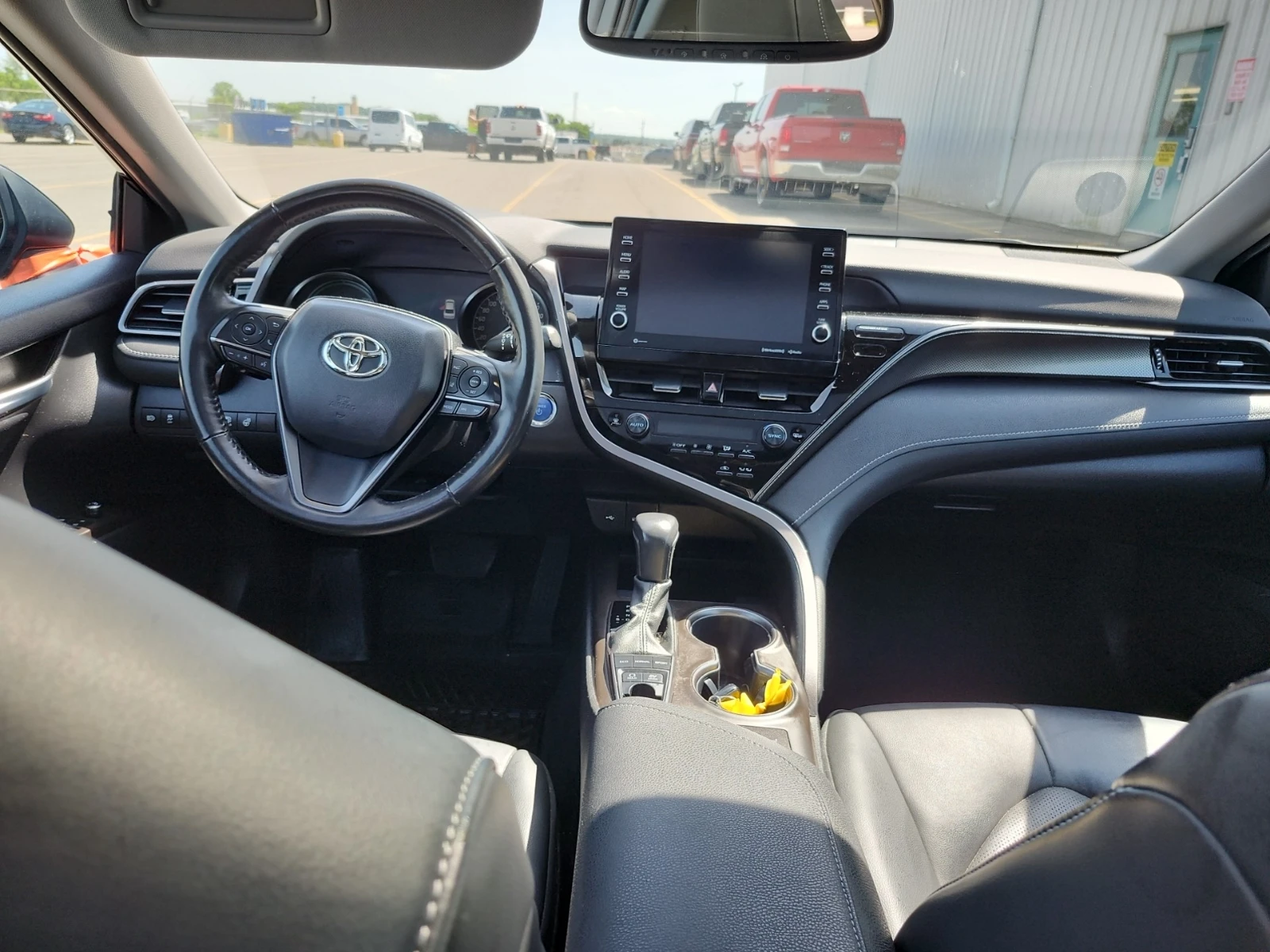 Toyota Camry * CARFAX * ОПЦИЯ ЗА ФИНАНСИРАНЕ  - изображение 8