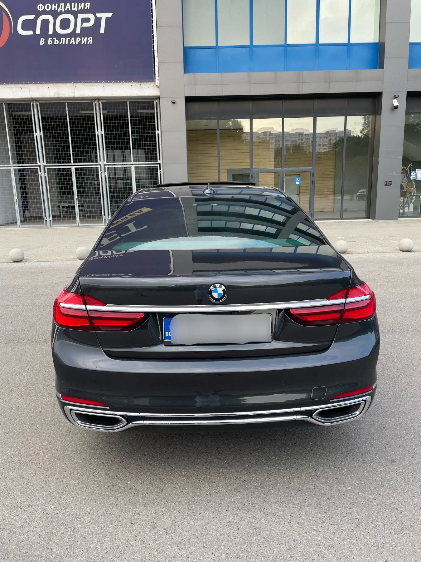 BMW 750 BMW 750LI Individual xDrive Bowers&Wilkins Full - изображение 5