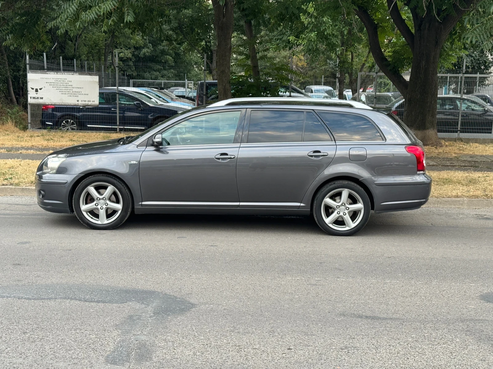 Toyota Avensis 2.2D4D FaceLift - изображение 8