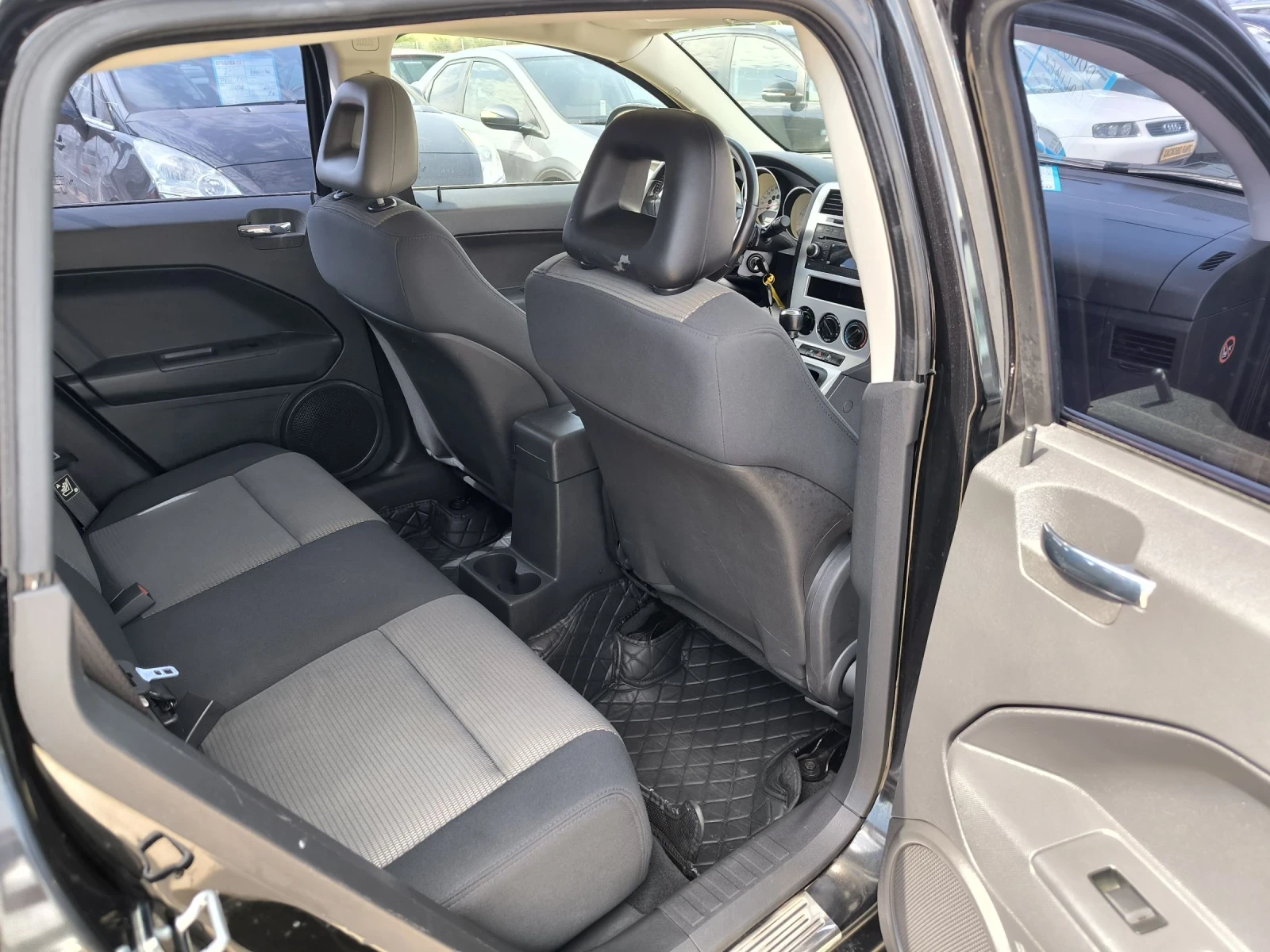 Dodge Caliber 2.0TD - изображение 10