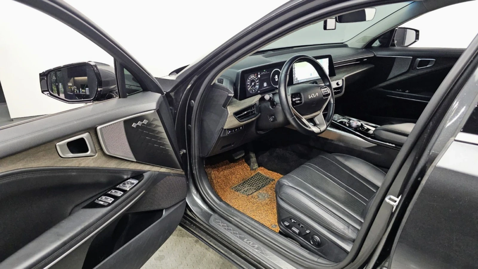 Kia K8 TRENDY/3.5LPG/ДЖОЙСТИК/DISTRONIC/LANE ASSIST/ - изображение 4