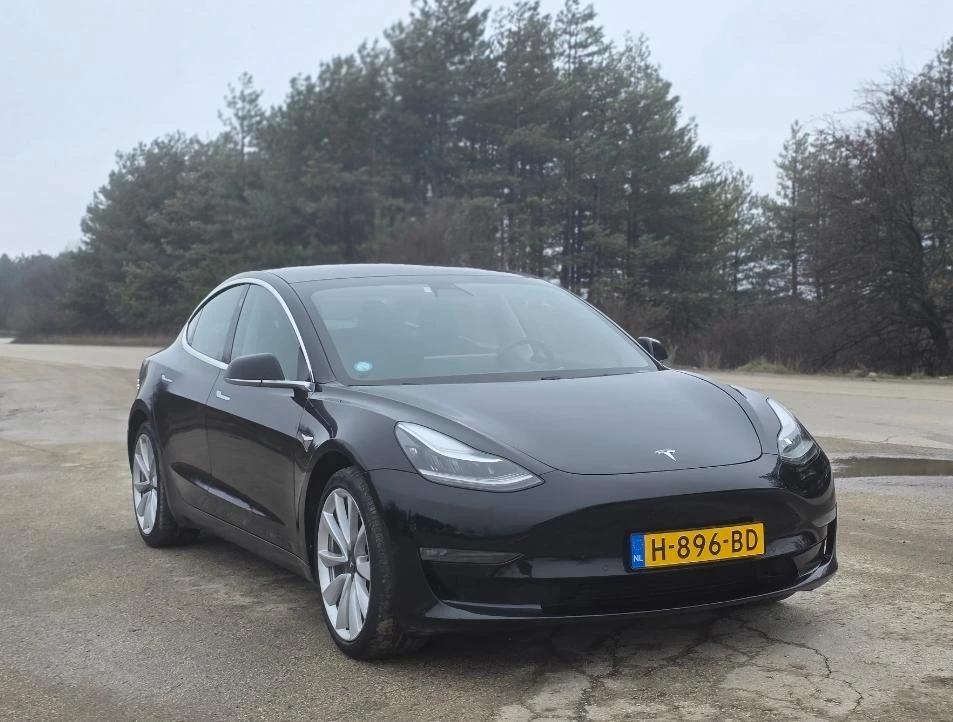 Tesla Model 3  4х4 Европейска Long Range - изображение 6