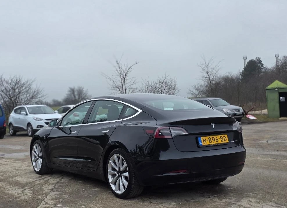Tesla Model 3  4х4 Европейска Long Range - изображение 2