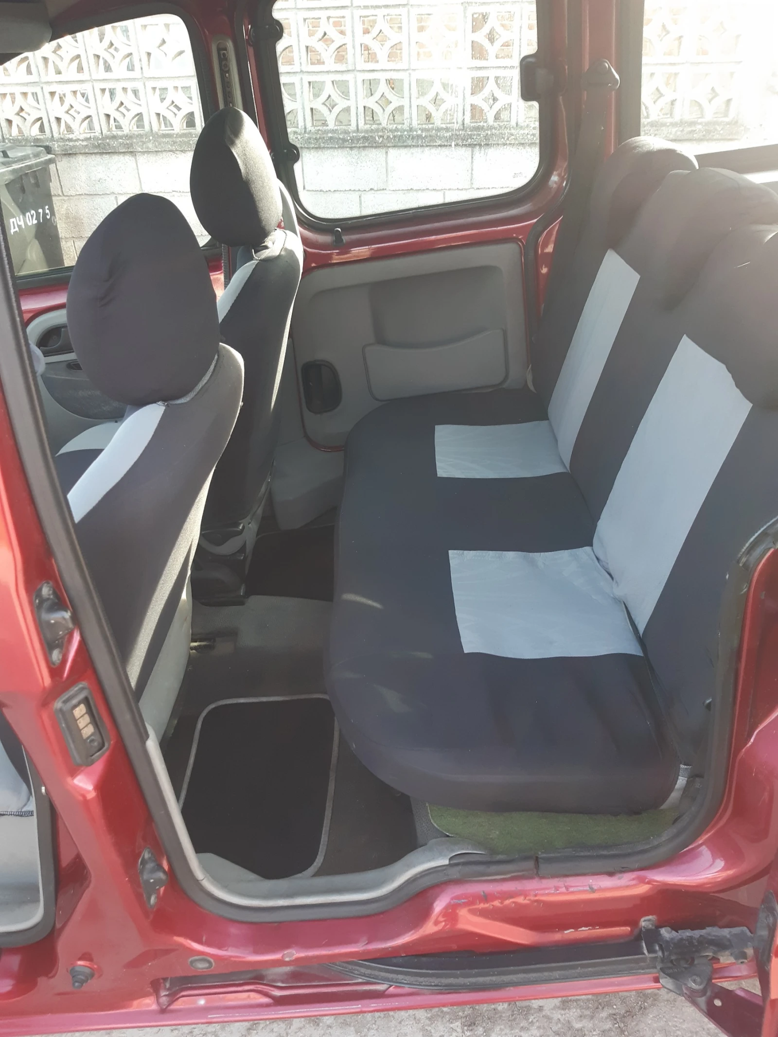 Renault Kangoo 1.2 16v, снимка 9 - Автомобили и джипове - 53862328