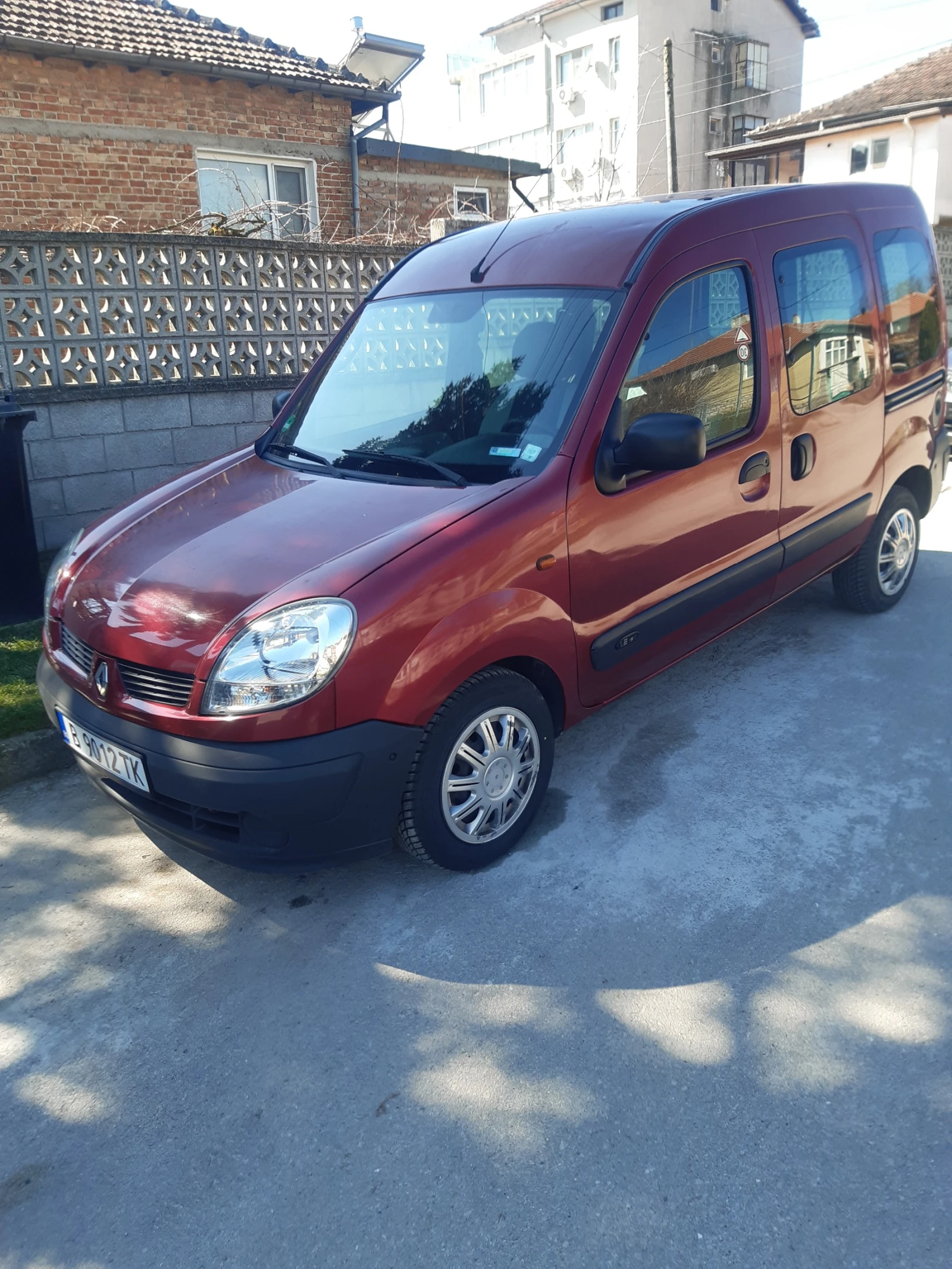 Renault Kangoo 1.2 16v, снимка 3 - Автомобили и джипове - 53862328