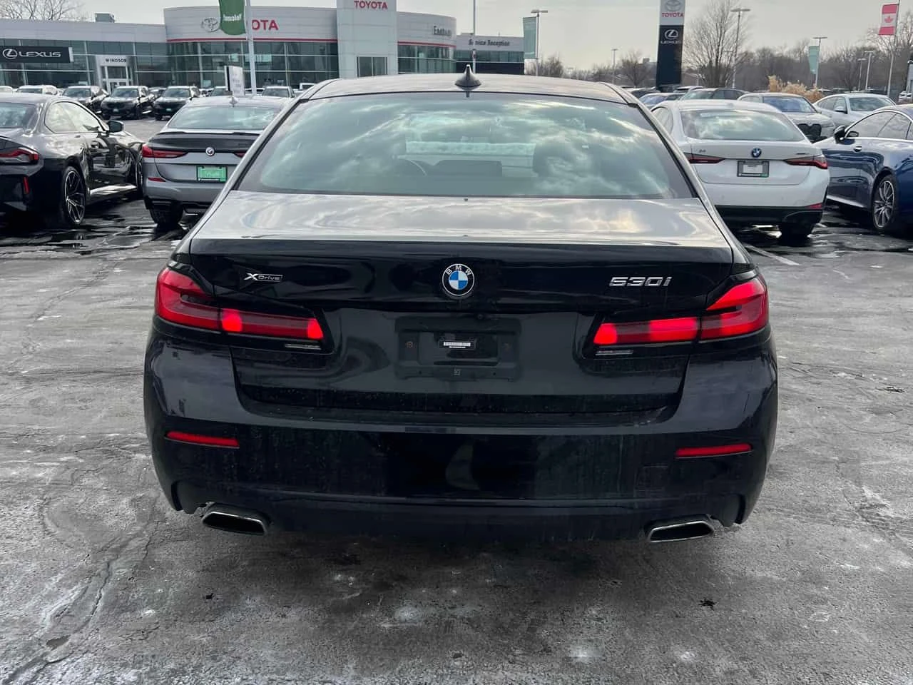 BMW 530 530i xDrive  CARFAX | Mobile.bg � ����������� 4