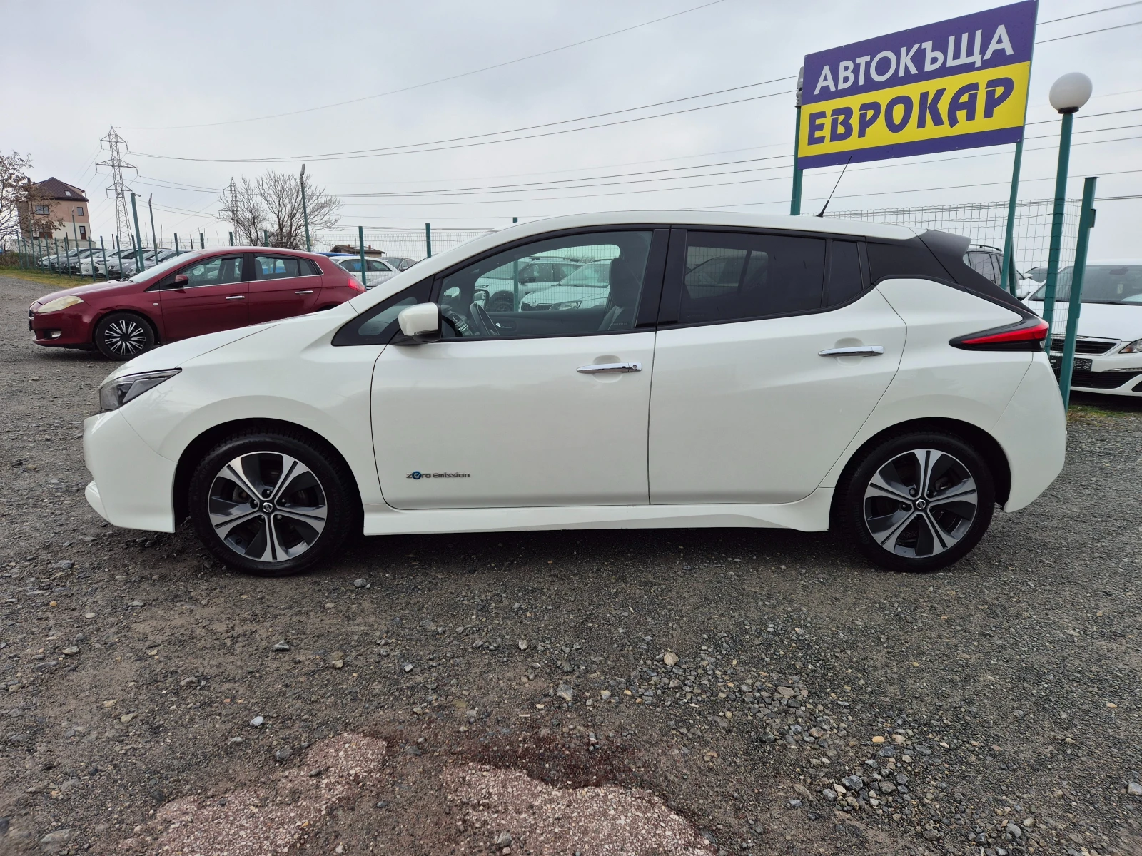 Nissan Leaf  40KW, снимка 2 - Автомобили и джипове - 53961138