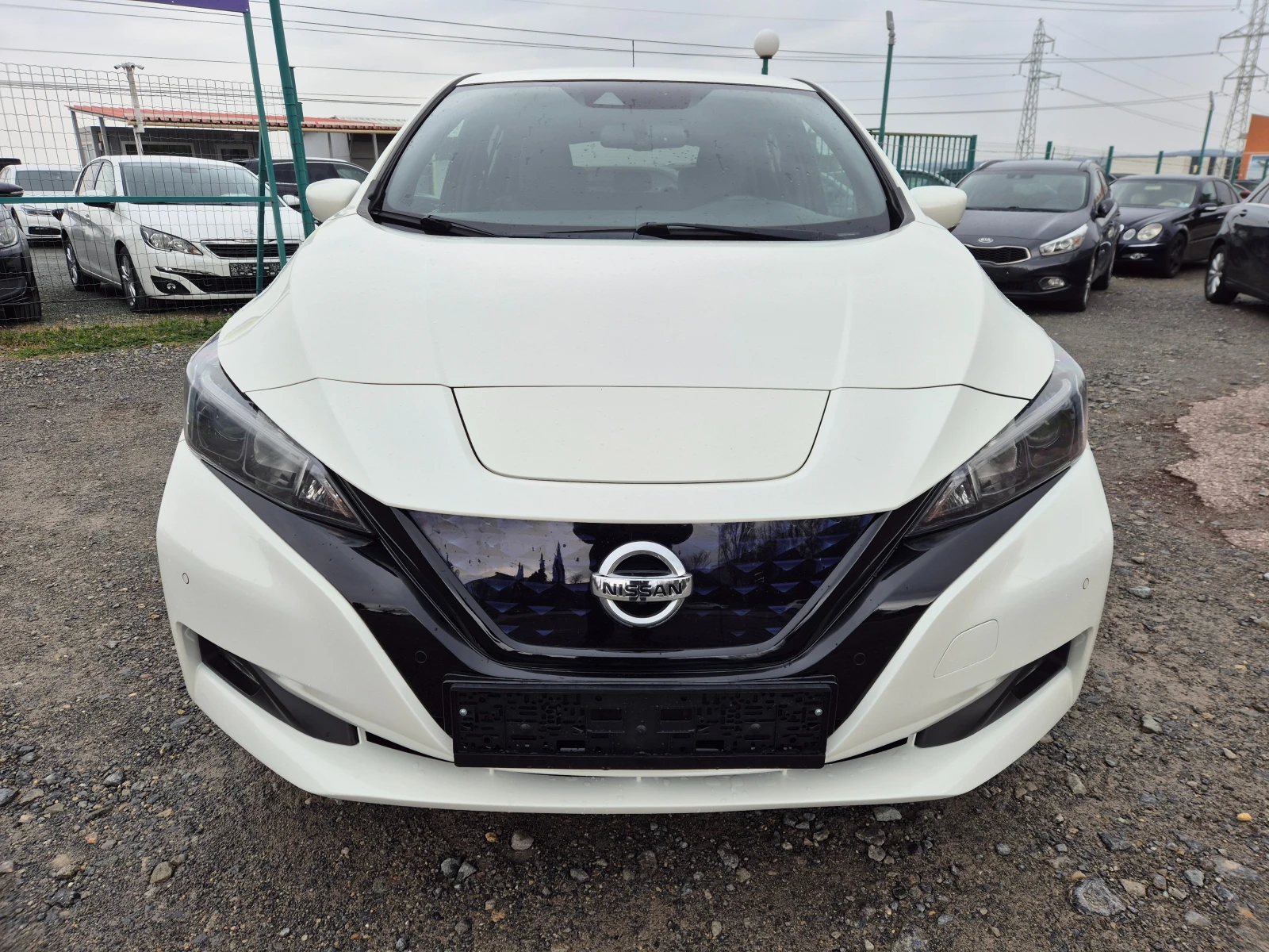 Nissan Leaf  40KW, снимка 8 - Автомобили и джипове - 53961138