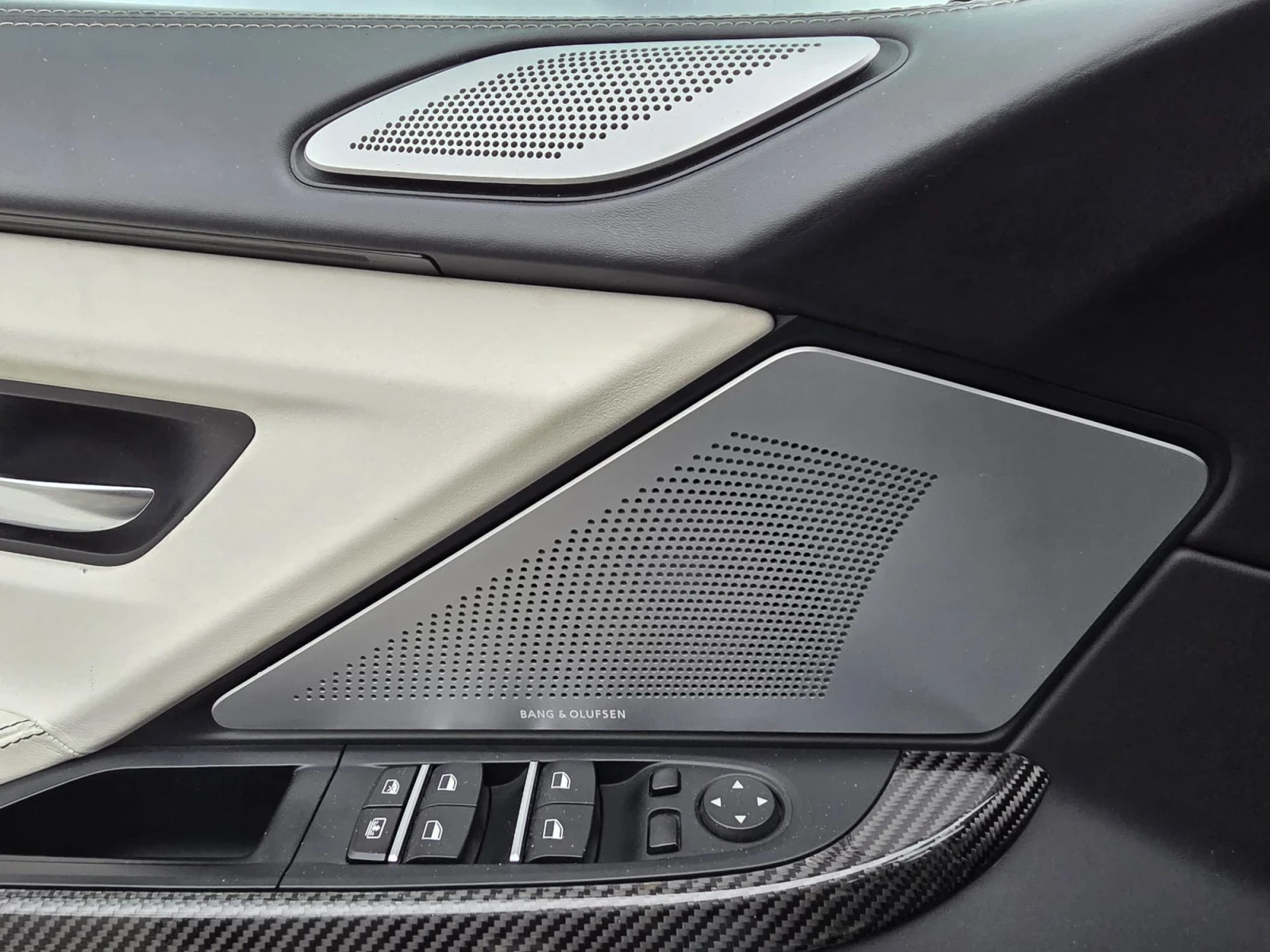 BMW M6 B&O akrapovic ceramic headup softclose, снимка 5 - Автомобили и джипове - 53979040