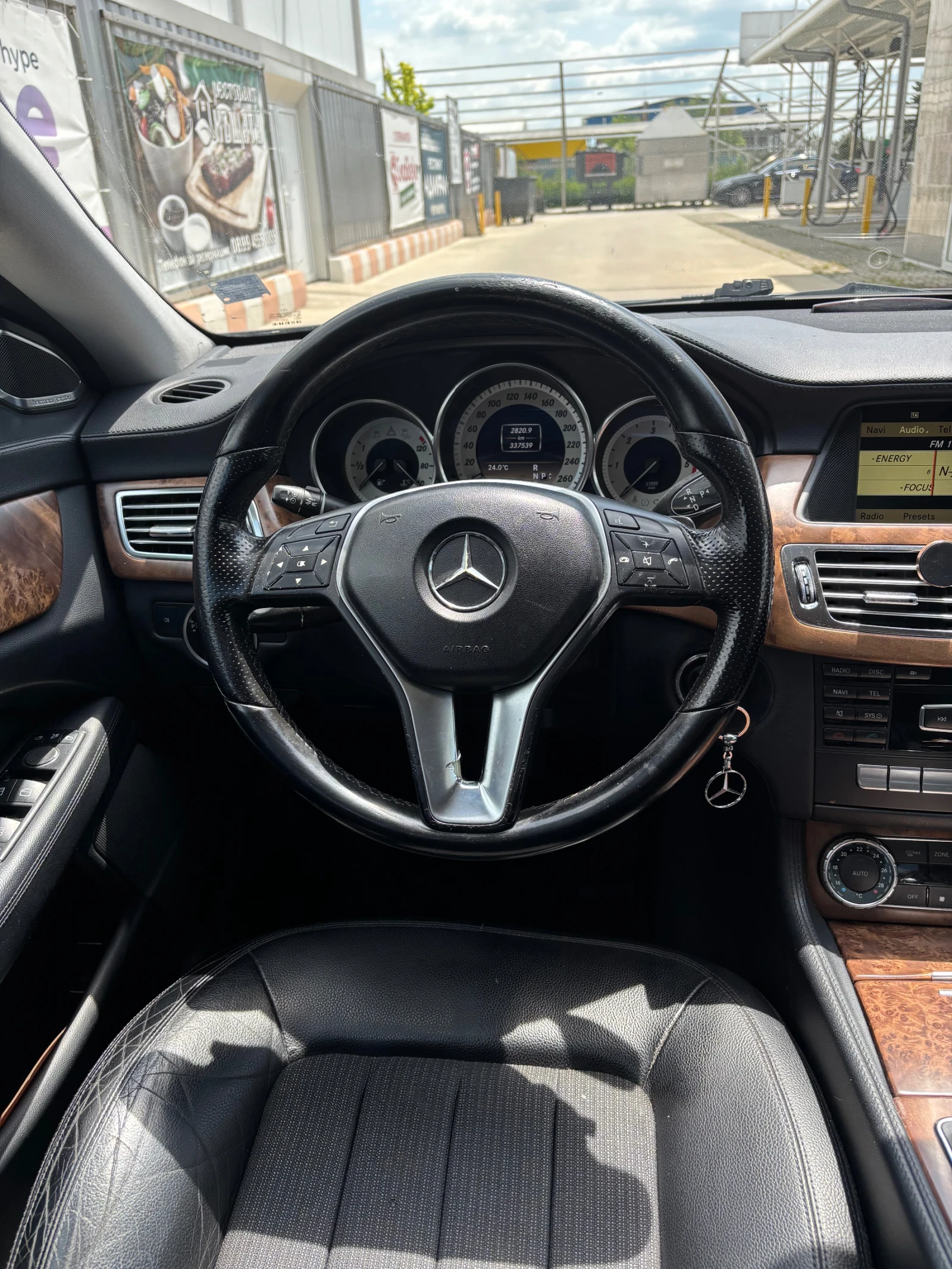 Mercedes-Benz GLS 350, снимка 8 - Автомобили и джипове - 54624378