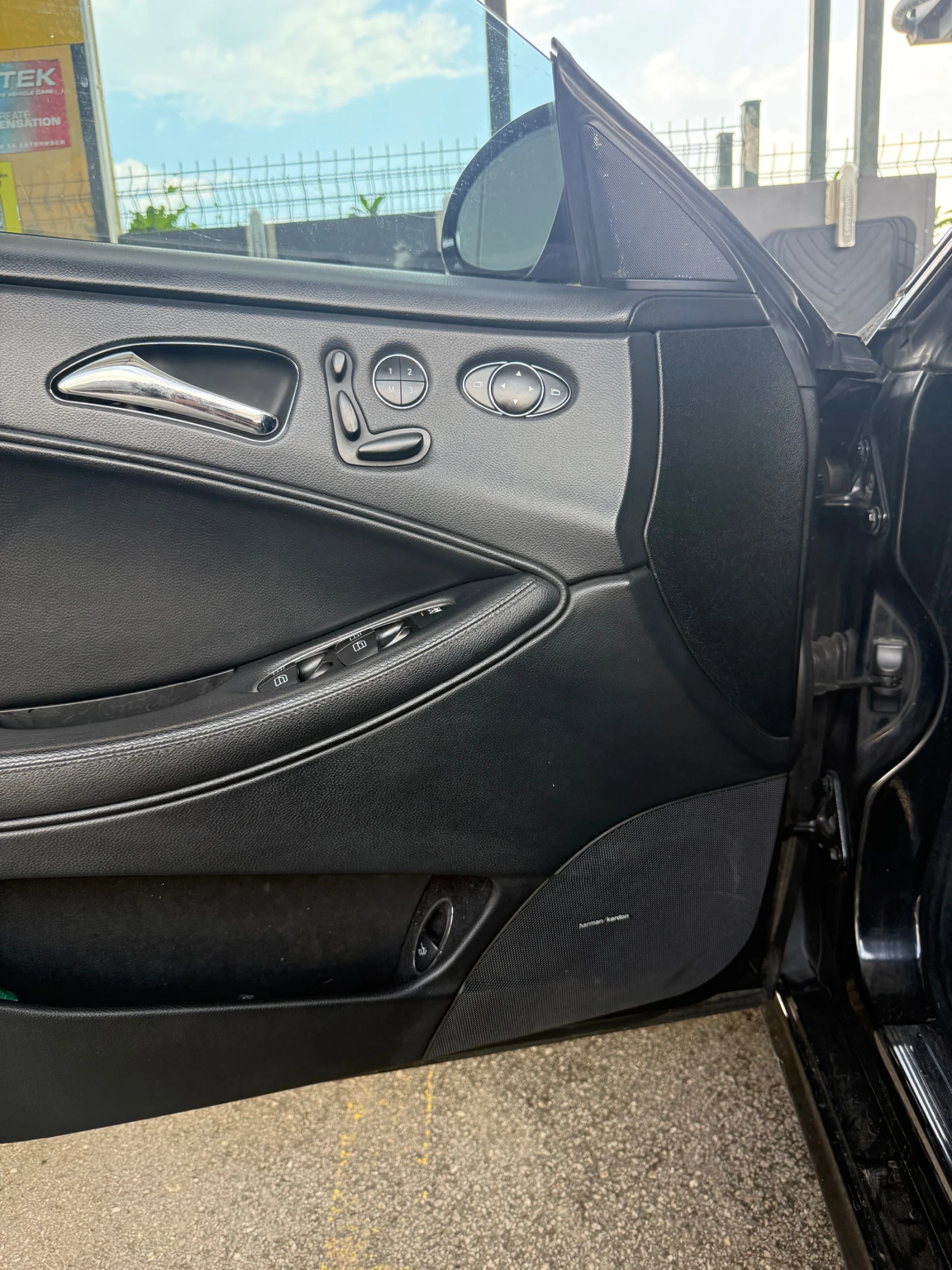 Mercedes-Benz CLS 550 С ГАЗ и АМГ пакет, снимка 17 - Автомобили и джипове - 54894976