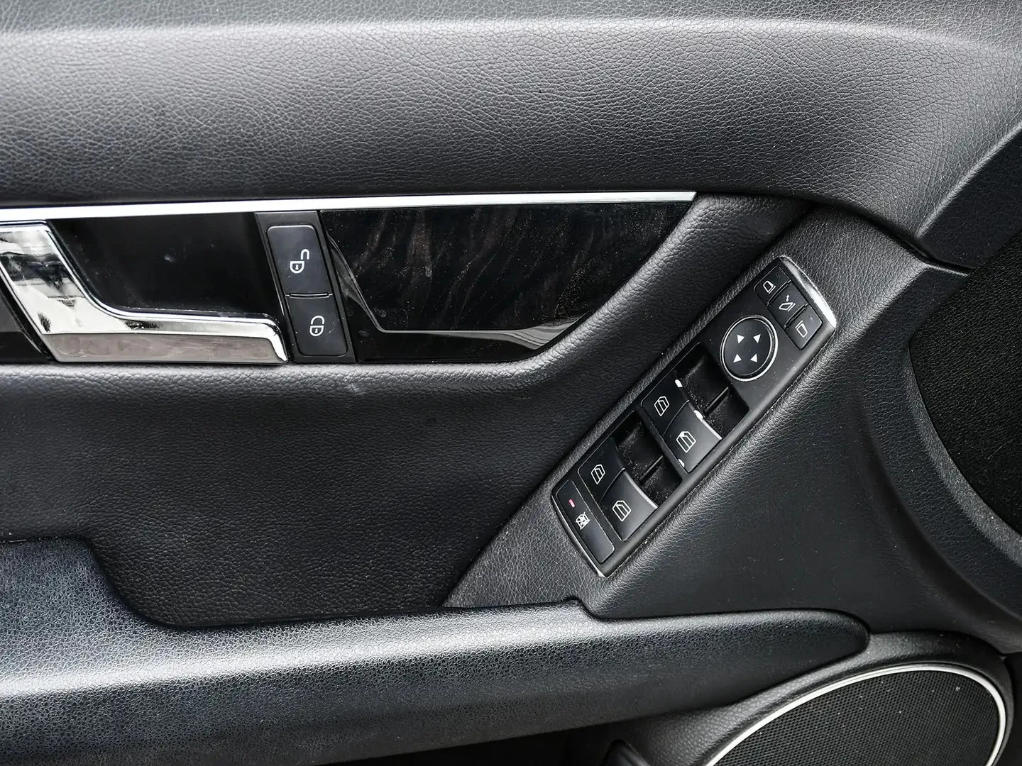 Mercedes-Benz C 300 4MATIC* AMG* ����* �������* PANO | Mobile.bg � ����������� 10