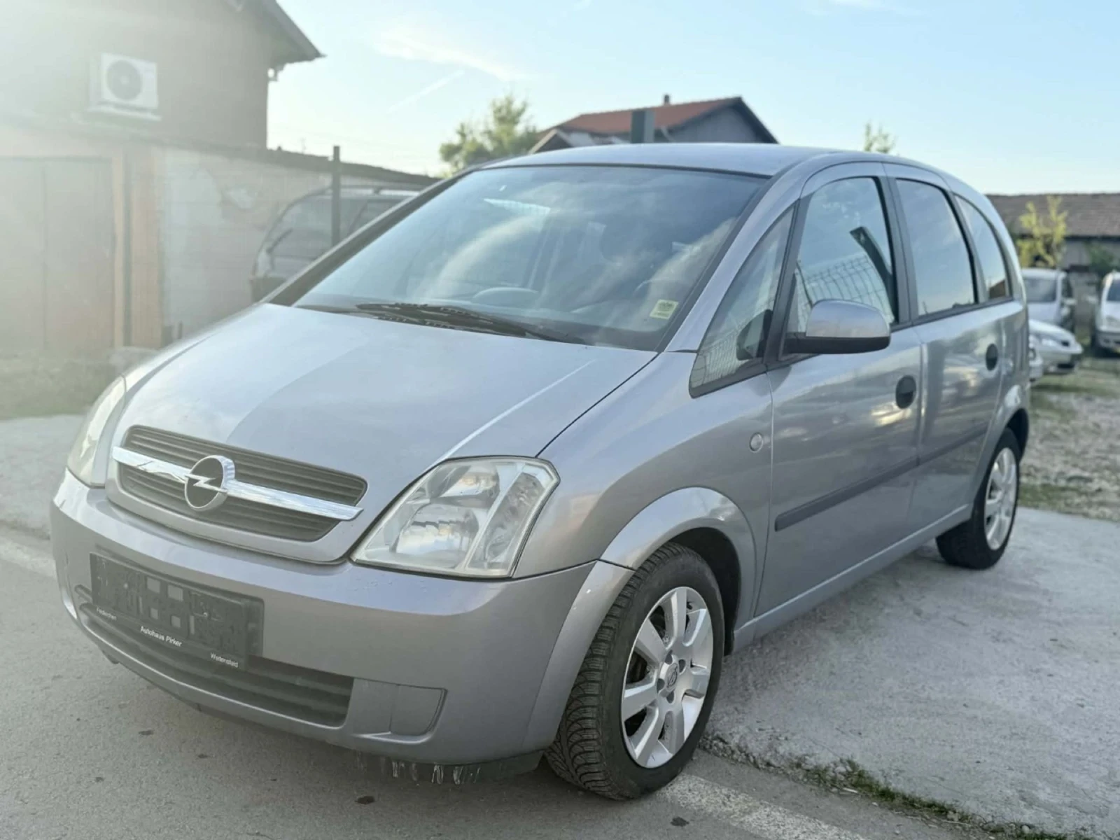 Opel Meriva 1.6i* Стария мотор 75ps* Климатроник 