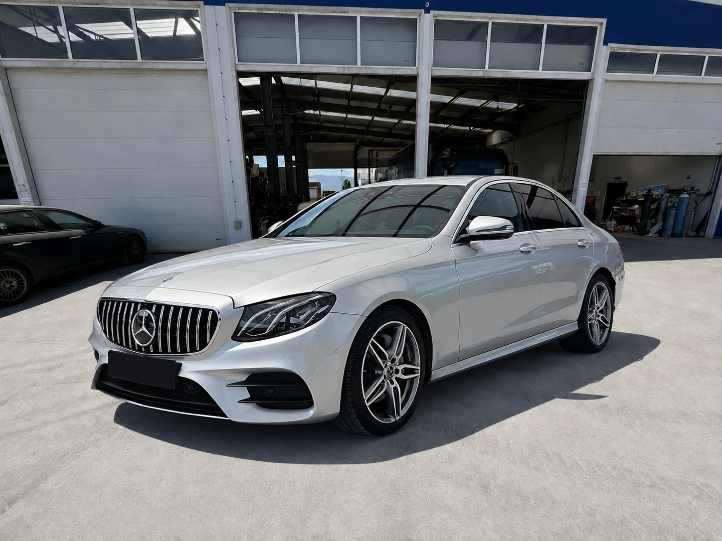 Mercedes-Benz E 220 4 матик