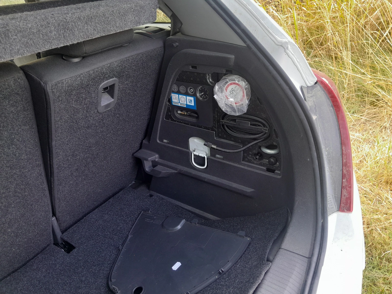 Opel Corsa 1.3 , снимка 7 - Автомобили и джипове - 55867949