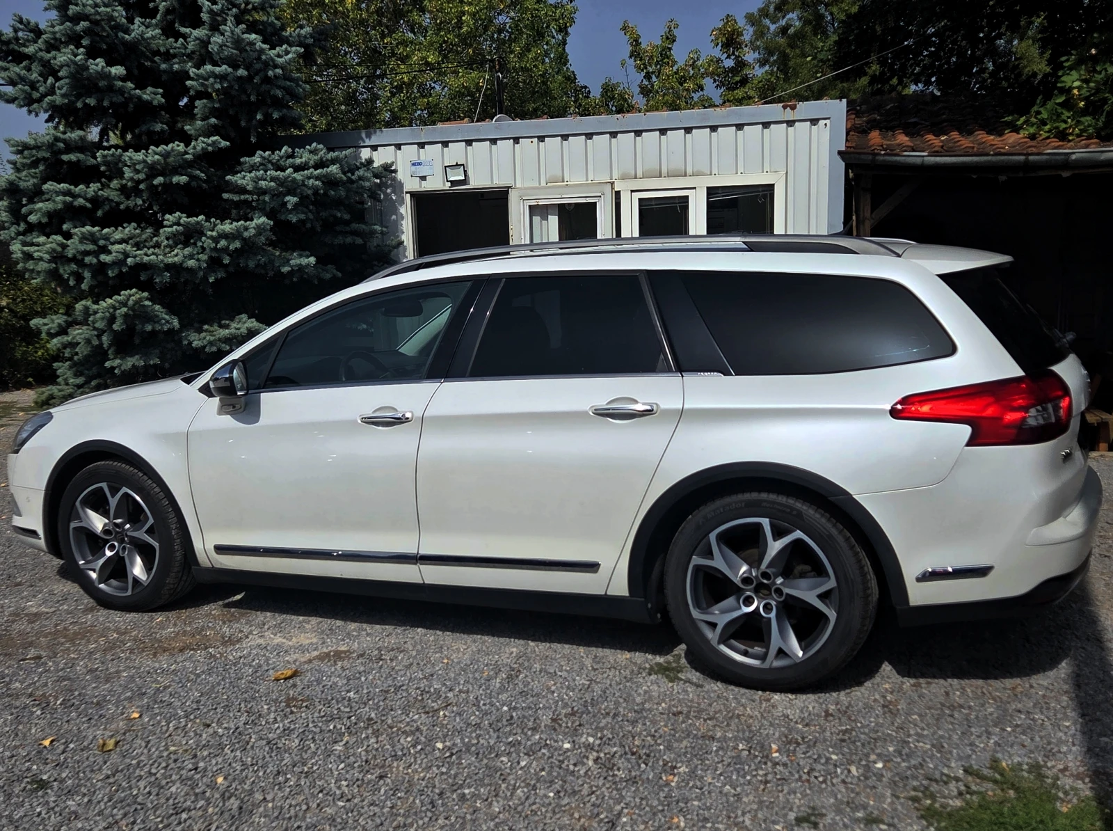 Citroen C5 2.2HDI 204hp CrossTourer/FACELIFT/NAVI/LED, снимка 5 - Автомобили и джипове - 55880671