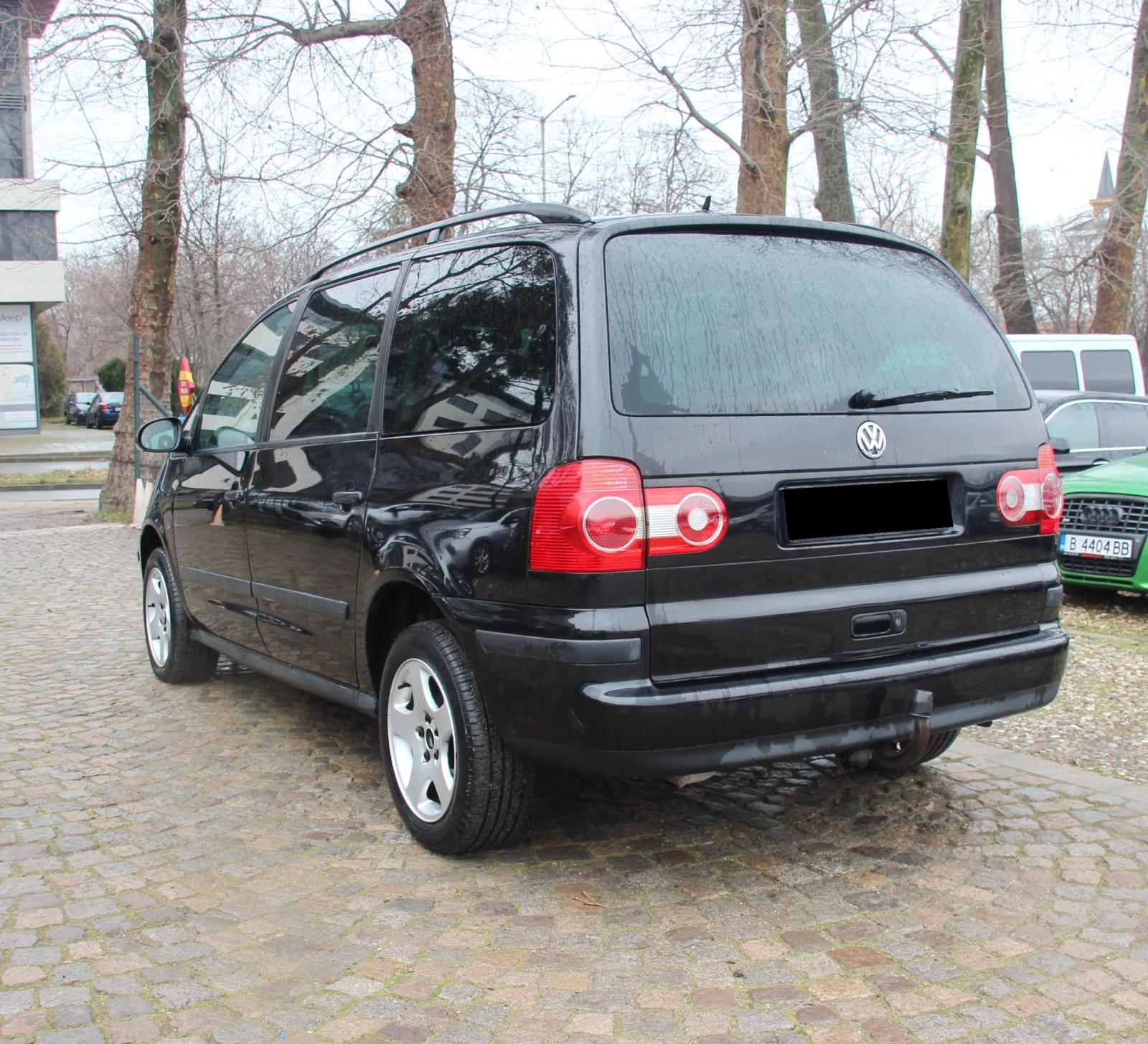 VW Sharan 1.9 TDI 131 кс. 6+ 1 МЕСТА НОВ ВНОС  , снимка 7 - Автомобили и джипове - 56040357