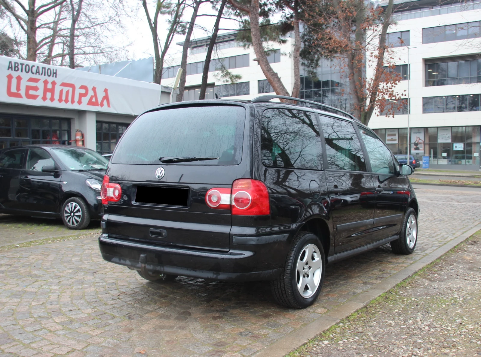 VW Sharan 1.9 TDI 131 кс. 6+ 1 МЕСТА НОВ ВНОС  , снимка 5 - Автомобили и джипове - 56040357