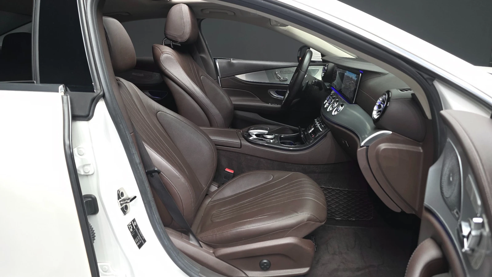 Mercedes-Benz CLS 400 2.9 4MATIC Biturbo, Обдух., снимка 10 - Автомобили и джипове - 56199531