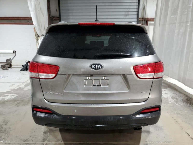 Kia Sorento LX* 4x4* ПЪЛНА СЕРВИЗНА ИСТОРИЯ* , снимка 5 - Автомобили и джипове - 48313885