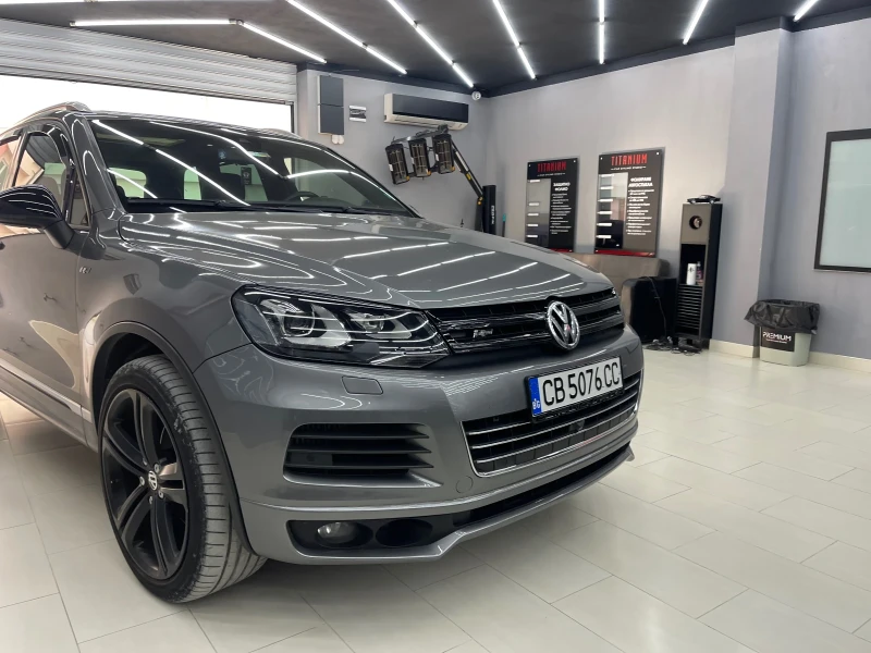 VW Touareg, снимка 13 - Автомобили и джипове - 49159246