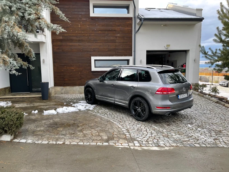 VW Touareg, снимка 9 - Автомобили и джипове - 49159246