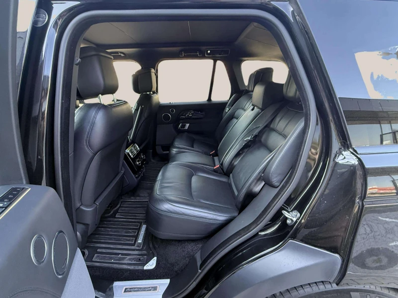 Land Rover Range rover Autobiography 4.4 V8 Meridian/Pano/360, снимка 5 - Автомобили и джипове - 52153576