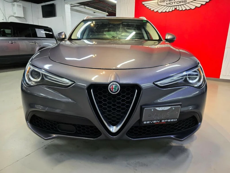 Alfa Romeo Stelvio DISTRONIC* МЪРТВА ТОЧКА* ПОДГРЕВ* КЕЙЛЕС* КАМЕРА, снимка 2 - Автомобили и джипове - 52473026