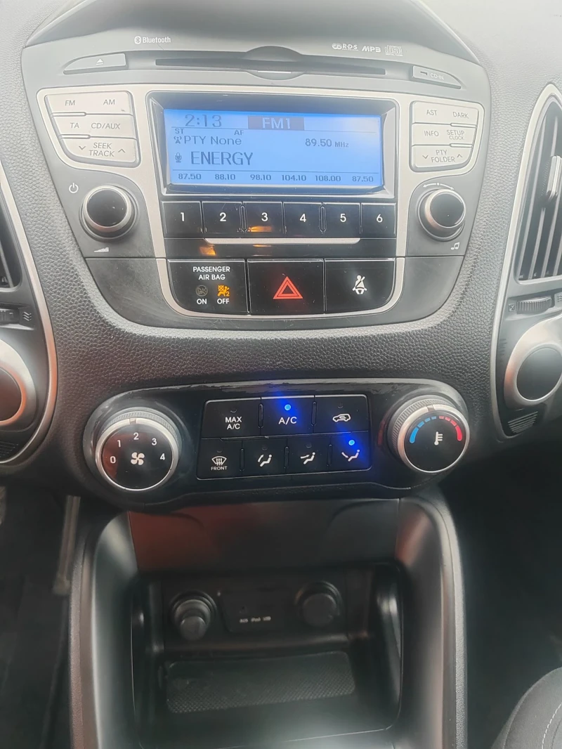 Hyundai IX35 1.7, 116к.с., снимка 12 - Автомобили и джипове - 52652009
