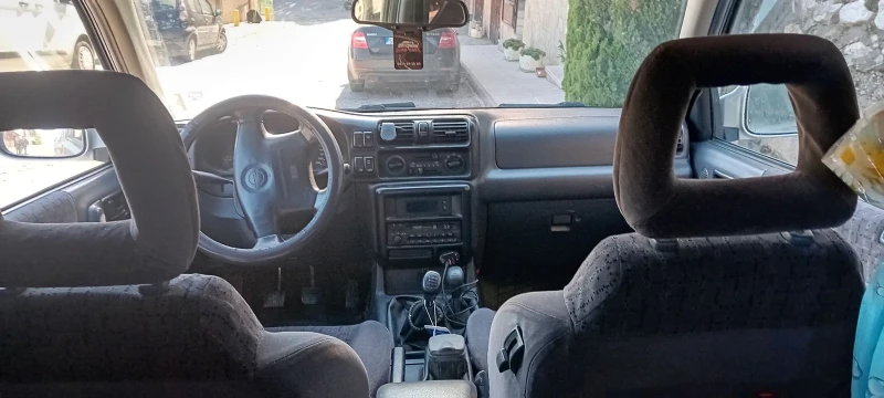 Opel Frontera 2.2, снимка 7 - Автомобили и джипове - 52892965