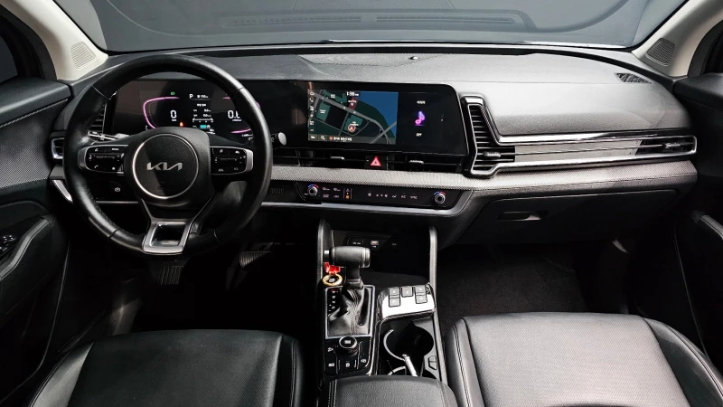 Kia Sportage 2.0 CRDI / АВТОМАТИК / СЕРВИЗНА ИСТОРИЯ !!!, снимка 6 - Автомобили и джипове - 53090618