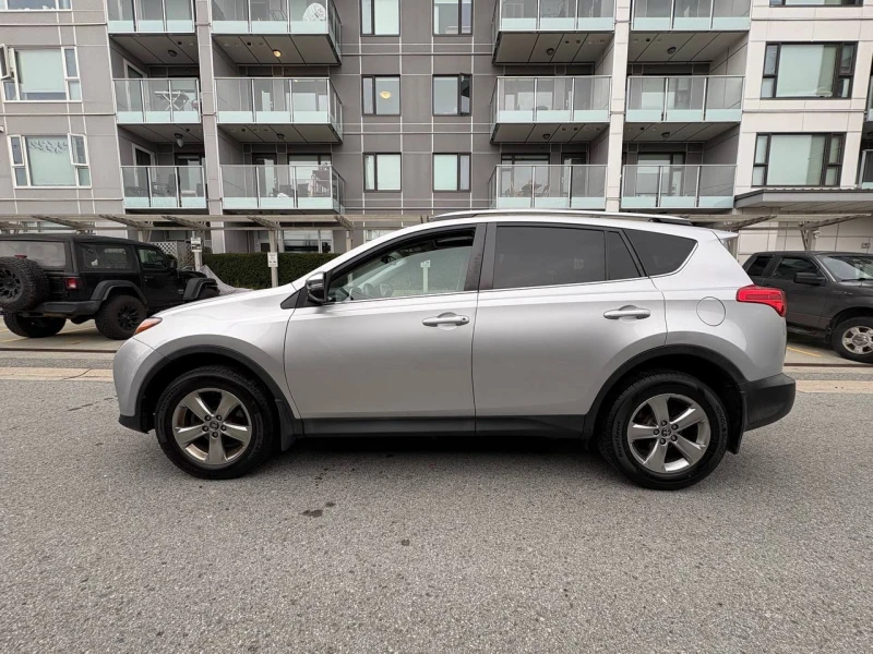 Toyota Rav4 XLE AWD* CARFAX* АВТО КРЕДИТ* , снимка 3 - Автомобили и джипове - 53222970